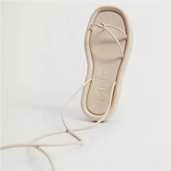 NWT Ivory White Mango Criss-Cross Strap Sandals - Picture 3 of 5